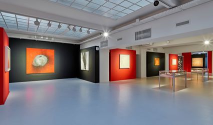 Exhibition view: Otto Piene, Rouge et Noir, Galerie Gmurzynska, Zurich, Talstrasse 37 (12 October–January 2023). Courtesy Galerie Gmurzynska.