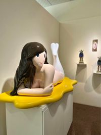 Venus with socks (large) by Takeru Amano contemporary artwork sculpture