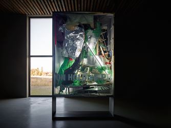 Exhibition view: Peter Buggenhout, Axel Vervoordt Gallery, Antwerp (30 November 2019–22 February 2020). Courtesy Axel Vervoordt Gallery.
