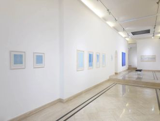 Exhibition view: Giulia Napoleone, Il Blu, Richard Saltoun Gallery, Rome (12 September–28 October). Courtesy Richard Saltoun Gallery, Rome.