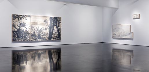 Exhibition view: Danie Mellor, The Sun Also Sets, Tolarno Galleries, Melbourne (7 August–5 September 2020). Courtesy Tolarno Galleries. (Please note: Due to COVID 19 Level 4 restrictions this exhibition is now Online Only.)
