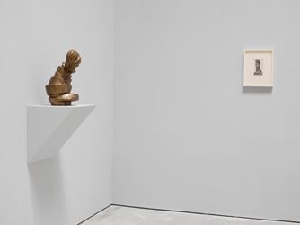 Exhibition view: Louise Bourgeois, Louise Bourgeois: Spiral, Cheim & Read, New York (8 November–22 December 2018). © The Easton Foundation/VAGA at ARS, NY. Courtesy Cheim & Read.