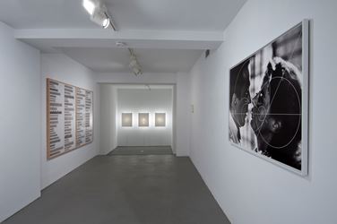 Exhibition view: Group Exhibition, Measuring the Immeasurable, Sabrina Amrani Gallery, Madera, 23, Madrid (11 April–29 May 2015). Courtesy Sabrina Amrani Gallery. 