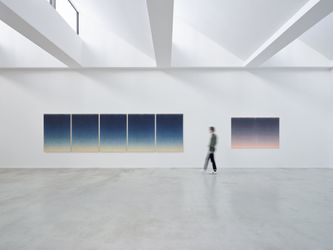 Exhibition view: Shen Chen, Solo Exhibition, Axel Vervoordt Gallery, Antwerp (12 March–7 May 2022). Courtesy Axel Vervoordt Gallery.