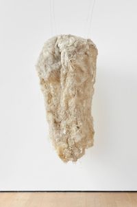 The White Mogul [Biały mogul] by Barbara Levittoux-Świderska contemporary artwork sculpture