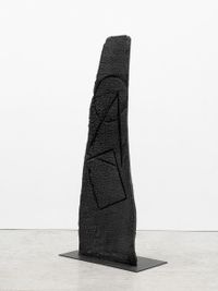 Sengai Column by David Nash contemporary artwork sculpture