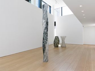 Exhibition view: Shirazeh Houshiary, A Thousand Folds, 501 West 24th Street, New York (8 April–28 May 2021). Courtesy the artist and Lehmann Maupin, New York, Hong Kong, Seoul, and London. Photo: Elisabeth Bernstein.