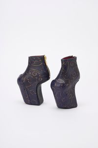 Baby Heel-less Shoe by Noritaka Tatehana contemporary artwork sculpture