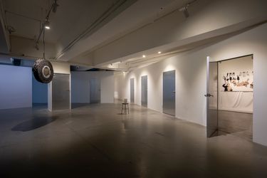 Exhibition view: Noble Rot: Part 1, Para Site, Hong Kong (3 December 2021–16 January 2022). Courtesy Para Site.