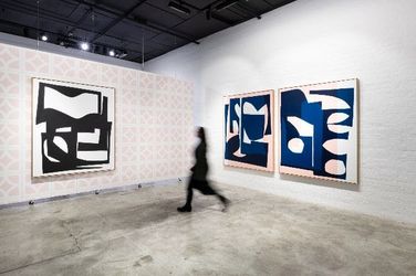 Exhibition view: Simon Degroot, Oblique Variations, THIS IS NO FANTASY, Melbourne (24 June–16 July 2022). Courtesy THIS IS NO FANTASY. Photo: Simon Strong.