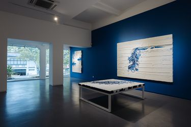 Exhibition view: Jane Lee, Where Is Painting?, Sundaram Tagore, Singapore (20 August–29 October 2022). Courtesy Sundaram Tagore Gallery.