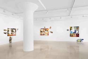 Exhibition view: Allen Ruppersberg, 25 Ways to Start Over, Greene Naftali, New York (2 May–15 June 2024). Courtesy Greene Naftali.