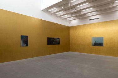 Exhibition view: Xie Qi, The Summer Heat Has Been Gone For Years, Galerie Urs Meile, Beijing (28 August–24 October 2021). Courtesy Galerie Urs Meile. 