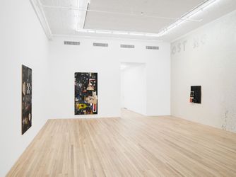 Exhibition view: Raymond Saunders, Post No Bills, Andrew Kreps Gallery, New York (22 February–30 March 2024). Courtesy Andrew Kreps Gallery. Photo: Dan Bradica Studio.