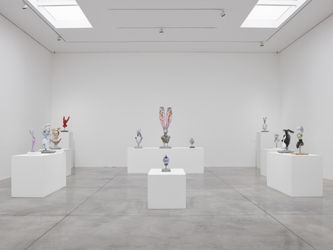 Exhibition view: David Altmejd, White Cube, Mason's Yard, London (23 November 2022–14 January 2023). Courtesy White Cube.
