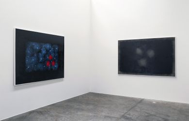 Exhibition view: Kulimoe'anga Stone Maka, Kumi Ē Manatu (Finding Black Tapa Memories), Jonathan Smart Gallery, Christchurch (28 January–19 February 2022). Courtesy Jonathan Smart Gallery. 