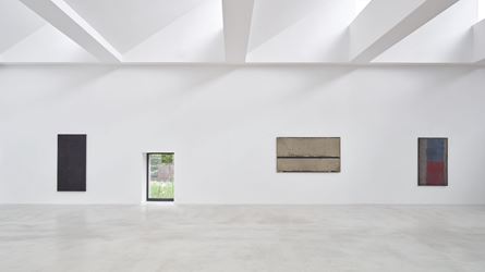 Exhibition view: Chung Chang-Sup, Axel Vervoordt Gallery, Antwerp (4 July–19 September 2020). Courtesy Axel Vervoordt Gallery.