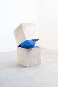Untitled by Jose Dávila contemporary artwork sculpture