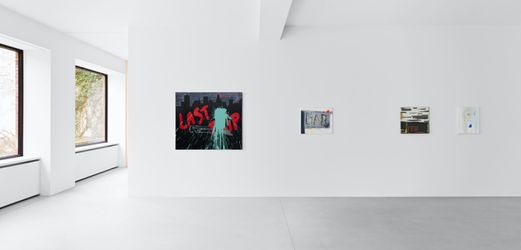 Exhibition view: Walter Swennen, Parti chercher du white spirit, Xavier Hufkens, 44 rue Van Eyck, Van Eyckstraat (27 January–27 February 2021). Courtesy Xavier Hufkens, Brussels. 