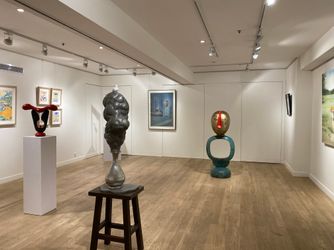 Exhibition view: Group exhibition, Chinese Surrealism, Alisan Fine Arts, Hong Kong (15 May–7 August 2021). Courtesy Alisan Fine Arts.