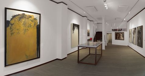 Exhibition view: Rafael Canogar, Rafael Canogar: The Informalist Years, Galeria Mayoral, Barcelona (4 February–29 March 2021). Courtesy Galeria Mayoral.
