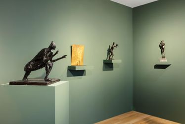 Exhibition view: Germaine Richier, Germaine Richier, Sculptor of Metamorphosis, Perrotin, Paris (8 September–5 October 2023). © RICHIER/ADAGP, Paris, 2023. Courtesy Galerie de la Beraudière. Photo: Tanguy Beurdeley. 