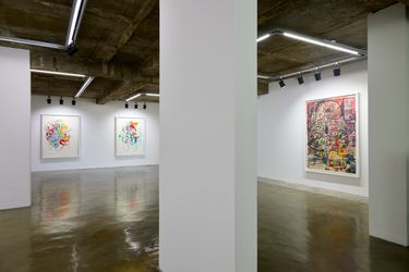 Exhibition view: Elliott Hundley, Working On Paper, 종이와 대화하면서, Baik Art, Seoul (20 May–19 June 2021). Courtesy Baik Art.