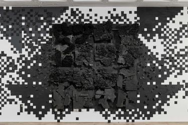 Exhibition view: Leonardo Drew, 2023 JHB, Goodman Gallery, Johannesburg (27 May–1 July 2023). Courtesy Goodman Gallery.