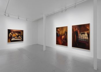 Exhibition view: Hugh Steers: Blue Towel, Red Tank, David Zwirner, Paris (4 December 2021–29 January 2022). Courtesy of David Zwiner.