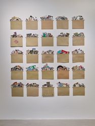 Exhibition view: Tong Kunniao, When Dog‘s Mouth Spits Ivory, SETAREH X, Düsseldorf (2 June–15 July 2017). Courtesy SETAREH X.