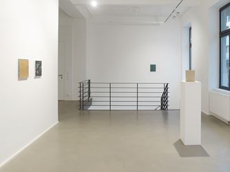 Exhibition view: Fergus Feehily, Non-Standard-Time, Galerie Christian Lethert, Cologne (12 April–28 June 2019). Courtesy Galerie Christian Lethert.