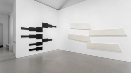 Contemporary art exhibition, David Novros, David Novros at Galerie Max Hetzler, Paris, France