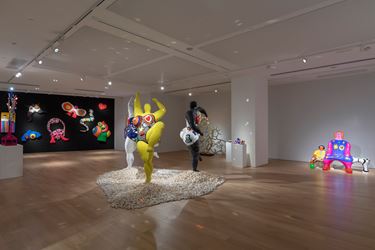 Exhibition view: Niki de Saint Phalle, Solo Exhibition, Tang Contemporary Art, Hong Kong (12 July–17 August 2019). Courtesy Tang Contemporary Art.
