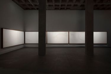 Installation view: Pablo Dávila: It comes out of thin air, spreads, shifts, becomes something else. Courtesy of the artist and OMR, Mexico City. Photo by Ramiro Chaves © 2023.