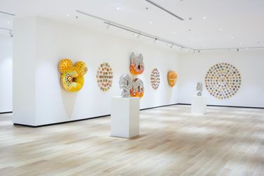 Jae Yong Kim, Gold Shining Special Donuts (2021). Ceramic, under glaze, glaze, luster glaze, Swarovski crystals. Framed: 51 x 51 x 10.5 cm. Courtesy Tang Contemporary Art,