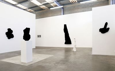 Exhibition view: Sam Harrison, Aggregate, Jonathan Smart Gallery, Christchurch (4 April—6 May 2023). Courtesy Jonathan Smart Gallery.