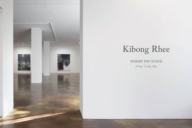 Exhibition view: Kibong Rhee, Where You Stand, Kukje Gallery K2, Seoul (17 November–31 December 2022). Courtesy Kukje Gallery.