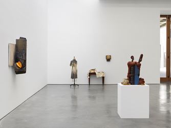 Exhibition view: John Latham, Skoob Works, Lisson Gallery, West 24th Street, New York (2 May–16 June 2018). Courtesy Lisson Gallery.