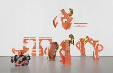 Betty Woodman Conversations on the Shore (1994). Glazed earthenware, epoxy resin, lacquer, and paint. 84 x 142 x 53 inches (213.4 x 360.7 x 134.6 cm). © Woodman Family Foundation/Artists Rights Society (ARS), New York.