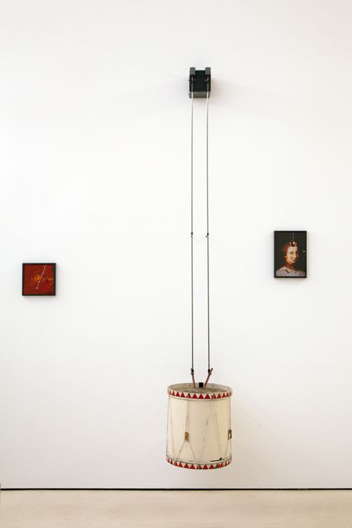 Le Tambour de la Reine, der Trommler der Königin by Rebecca Horn contemporary artwork
