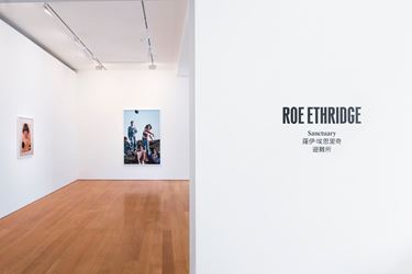 Exhibition view: Roe Ethridge, Sanctuary, Gagosian, Hong Kong (24 January–9 March 2019). © Roe Ethridge. Courtesy Gagosian.