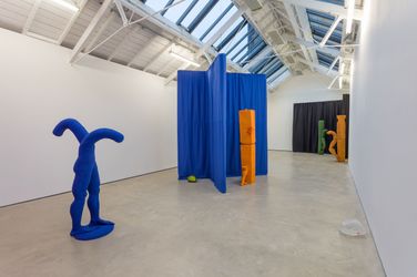 Exhibition view: Jesse Wine, Carve a hole in the rain for yer, The Modern Institute, Osborne Street, Glasgow (8 February–13 March 2021). Courtesy the Artist and The Modern Institute/Toby Webster Ltd, Glasgow. Photo: Patrick Jameson.