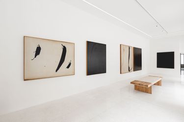 Exhibition view: Richard Zinon, IX, Cadogan Gallery, Milan (12 December 2023–18 February 2024). Courtesy the artist and Cadogan Gallery.