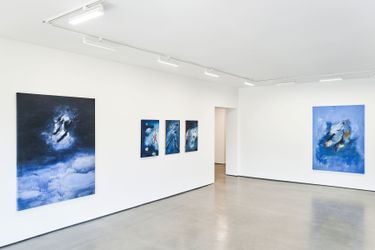 Exhibition view: Elizabeth Ibarra, Blue Hymn: Postlude, Simchowitz, West Hollywood (29 April–27 May). Courtesy Simchowitz, Los Angeles.