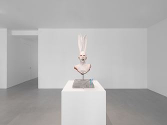 Exhibition view: David Altmejd, Rabbits, Xavier Hufkens, 44 rue Van Eyck, Van Eyckstraat (3 September–17 October 2020). Courtesy Xavier Hufkens, Brussels.