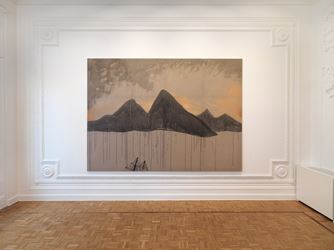 Exhibition view: Caragh Thuring, Thomas Dane Gallery, Naples (19 January–2 March 2019). Courtesy Thomas Dane Gallery. Photo: Francesco Squeglia.