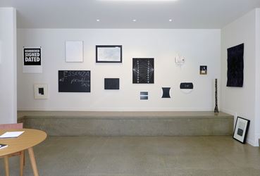 Exhibition view: Black White, Hamish McKay Gallery, Wellington (14 December 2019–25 January 2020). Courtesy Hamish McKay.