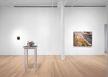 Exhibition view: Guglielmo Castelli, Demonios Familiares, Mendes Wood DM, New York (23 March–29 April 2023). Courtesy Mendes Wood DM. Photo: Jason Mandela.