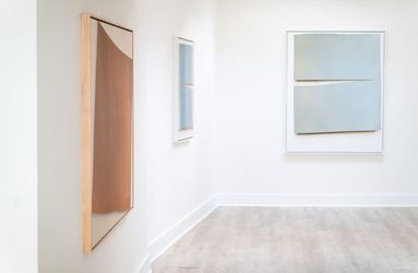 Exhibition view: Tycjan Knut, Chroma Cut, Cadogan Gallery, London (21 November–20 December 2023). Courtesy Cadogan Gallery.