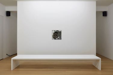 Exhibition view: Mathias Poledna, Indifference, Galerie Buchholz, New York (6 February–29 February 2020).  Courtesy Galerie Buchholz Berlin/Cologne/New York.